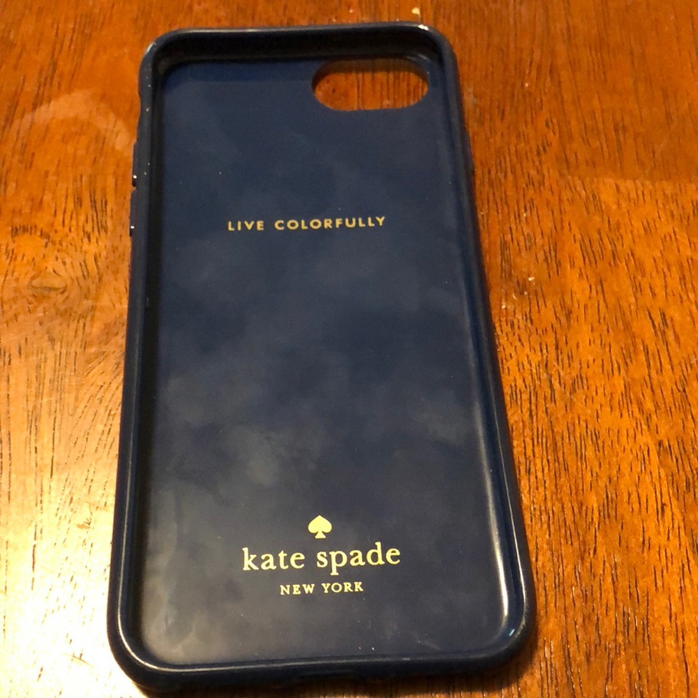 iPhone 7 case - Picture 3 of 3